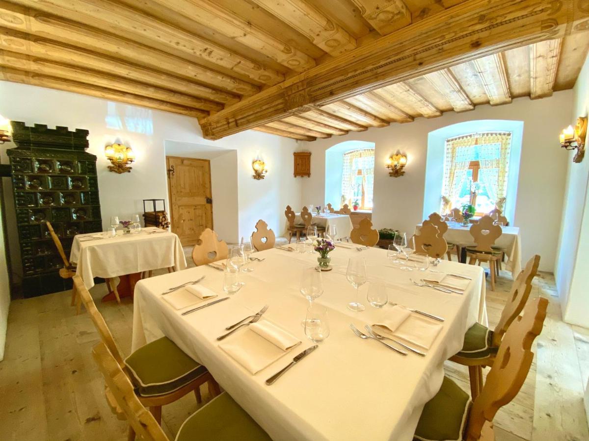 Ristorante Rifugio Ospitale Otel Cortina dʼAmpezzo Dış mekan fotoğraf