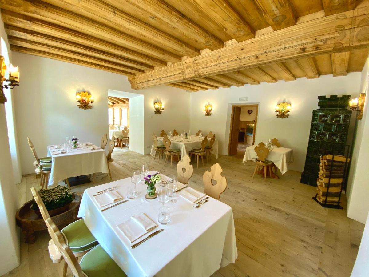 Ristorante Rifugio Ospitale Otel Cortina dʼAmpezzo Dış mekan fotoğraf